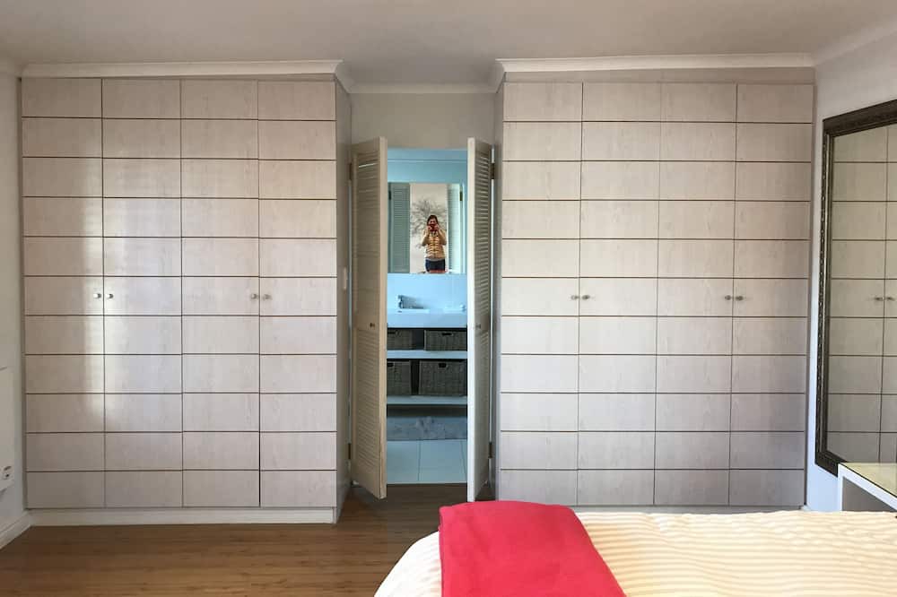 Photo of Bedroom in Newlands