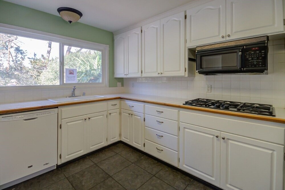 Photo of Kitchen in Del Rey Oaks