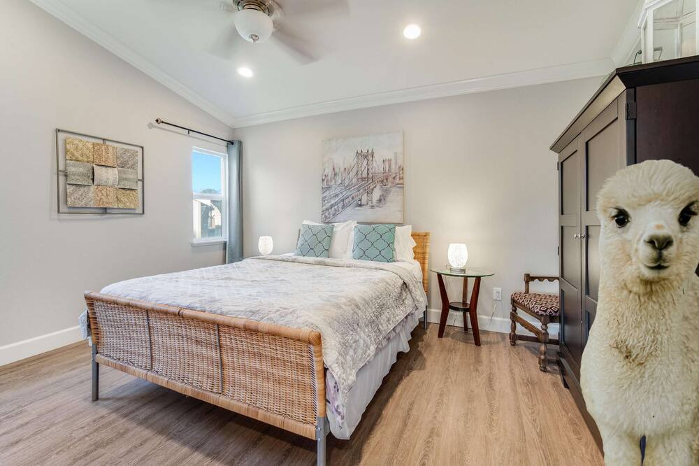Photo of Bedroom in Sonoma