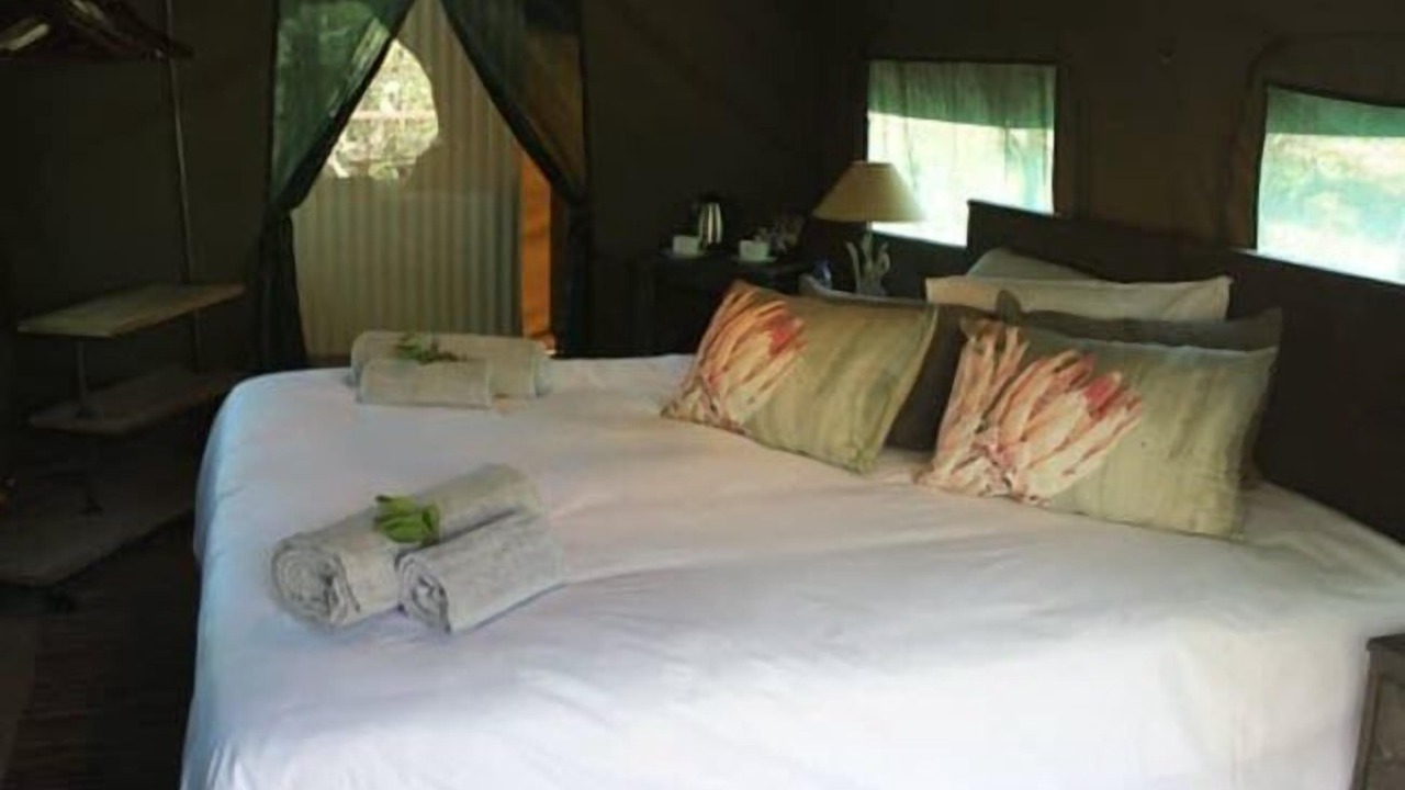 Photo of Bedroom in Thorny Bush Game Reserve
