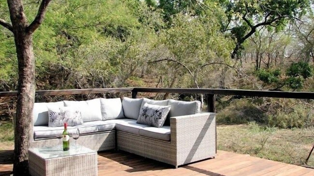 Photo of Patio Balcony in Thorny Bush Game Reserve