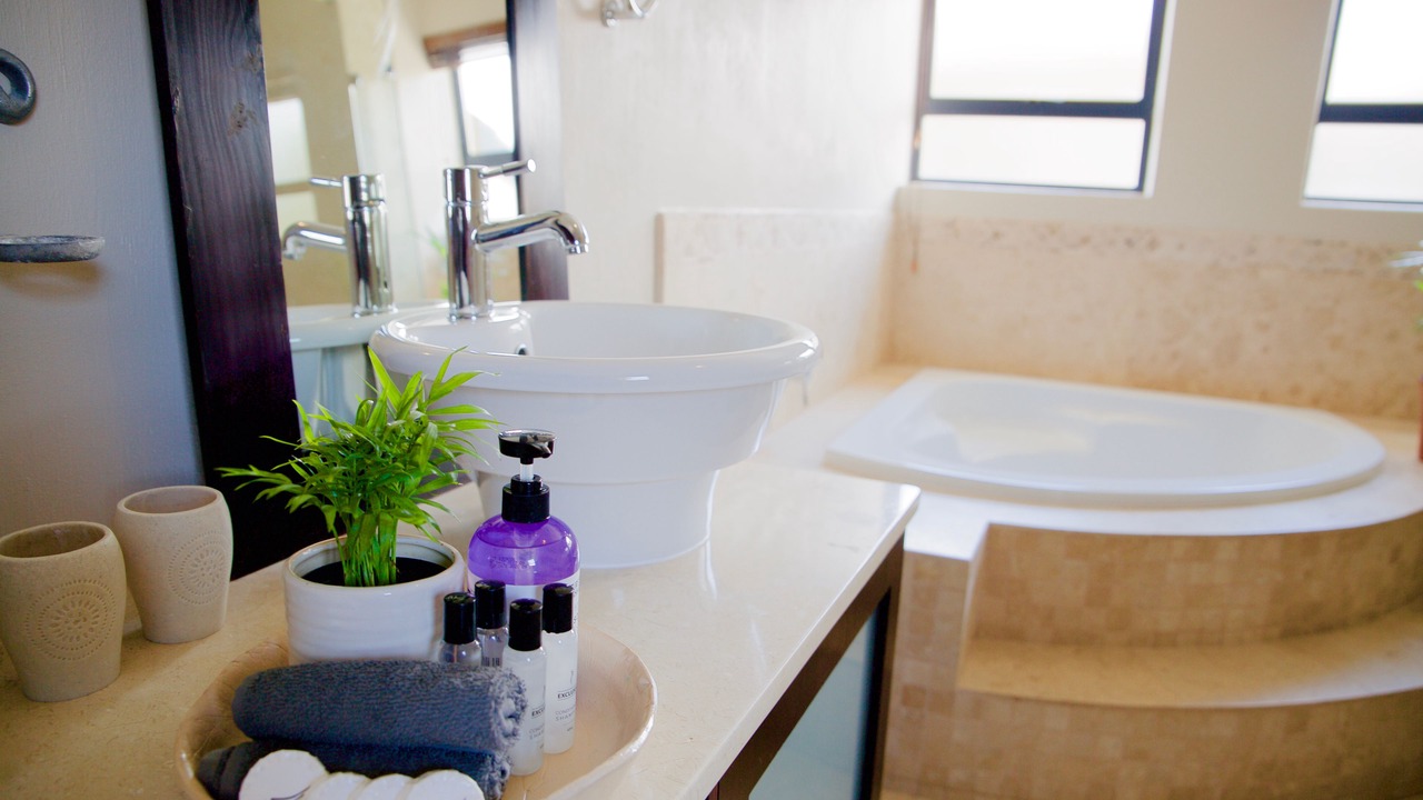 Photo of Bathroom in Bloubergstrand