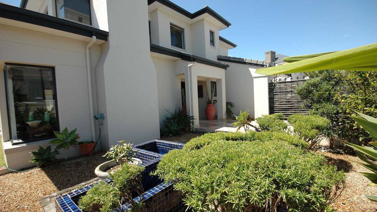 Photo of Outdoor in Bloubergstrand