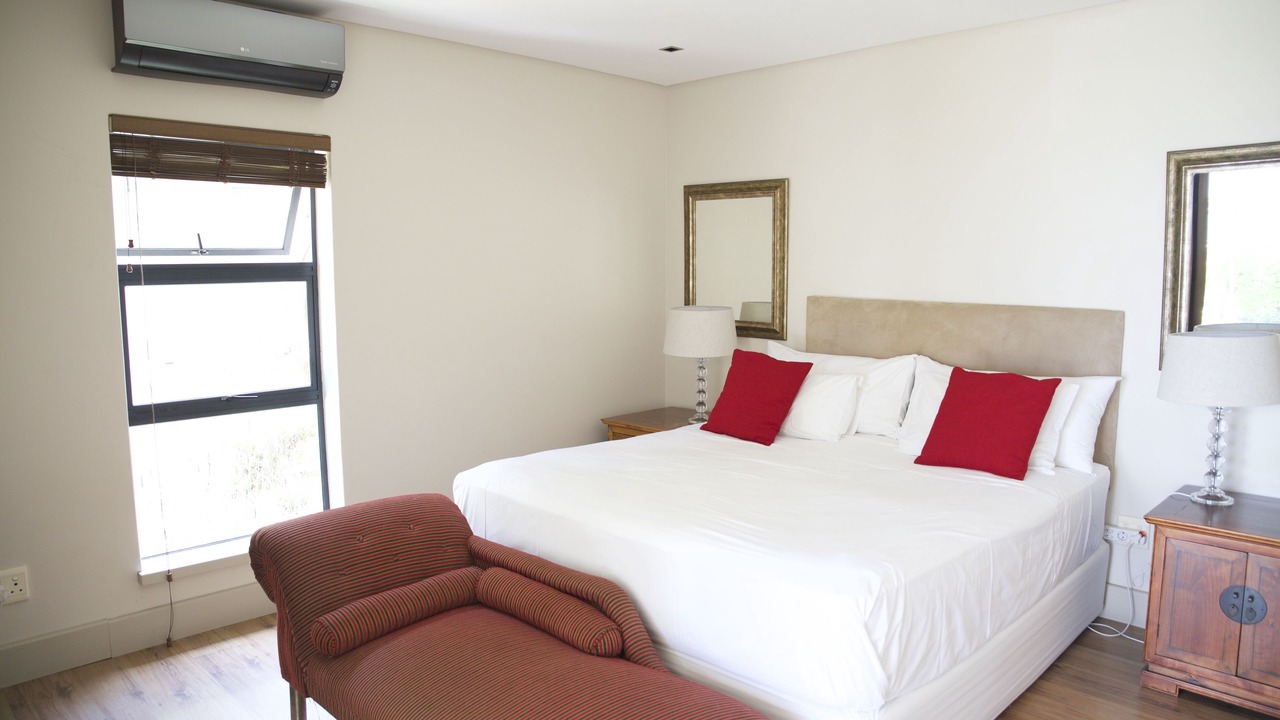 Photo of Bedroom in Bloubergstrand