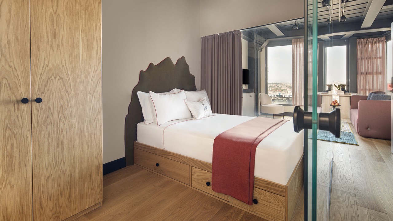 Photo of Bedroom in Pera