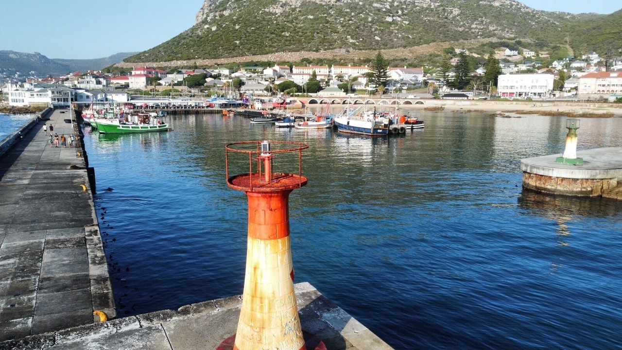 Photo of Others in Clovelly