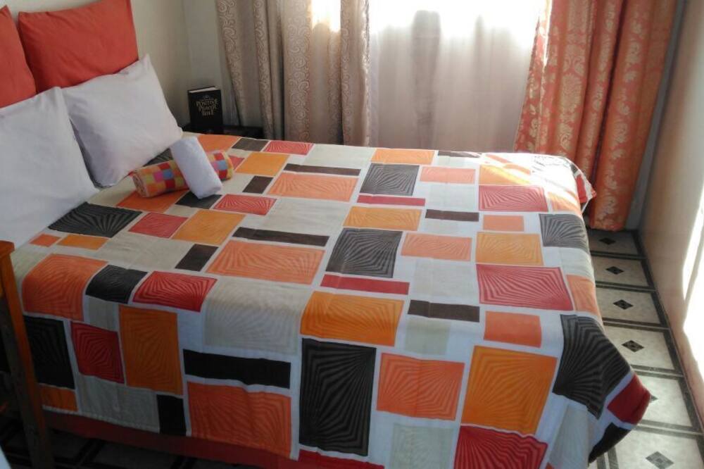 Photo of Bedroom in Greater Johannesburg Metropolitan Area