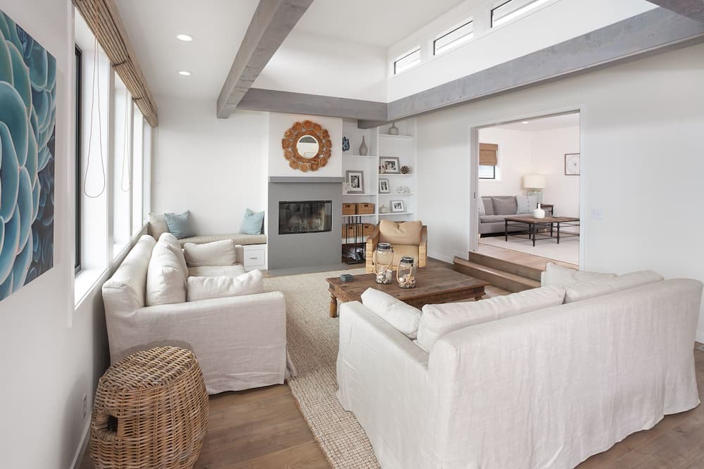 Photo of Livingroom in Stinson Beach