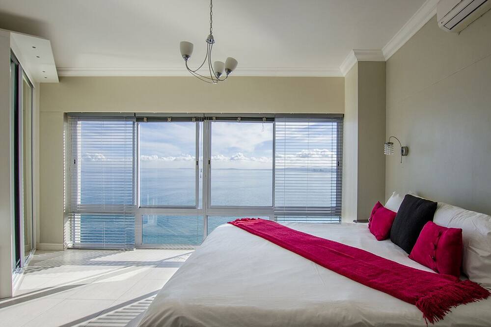 Photo of Bedroom in Mountainside
