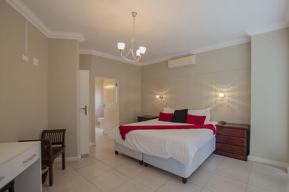 Photo of Bedroom in Mountainside