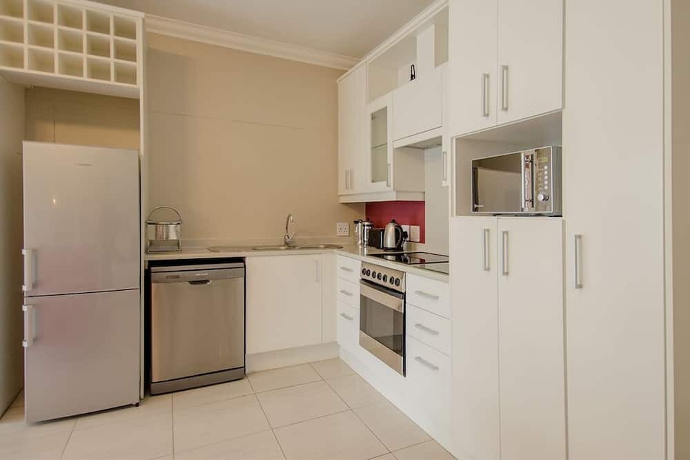 Photo of Kitchen in Mountainside