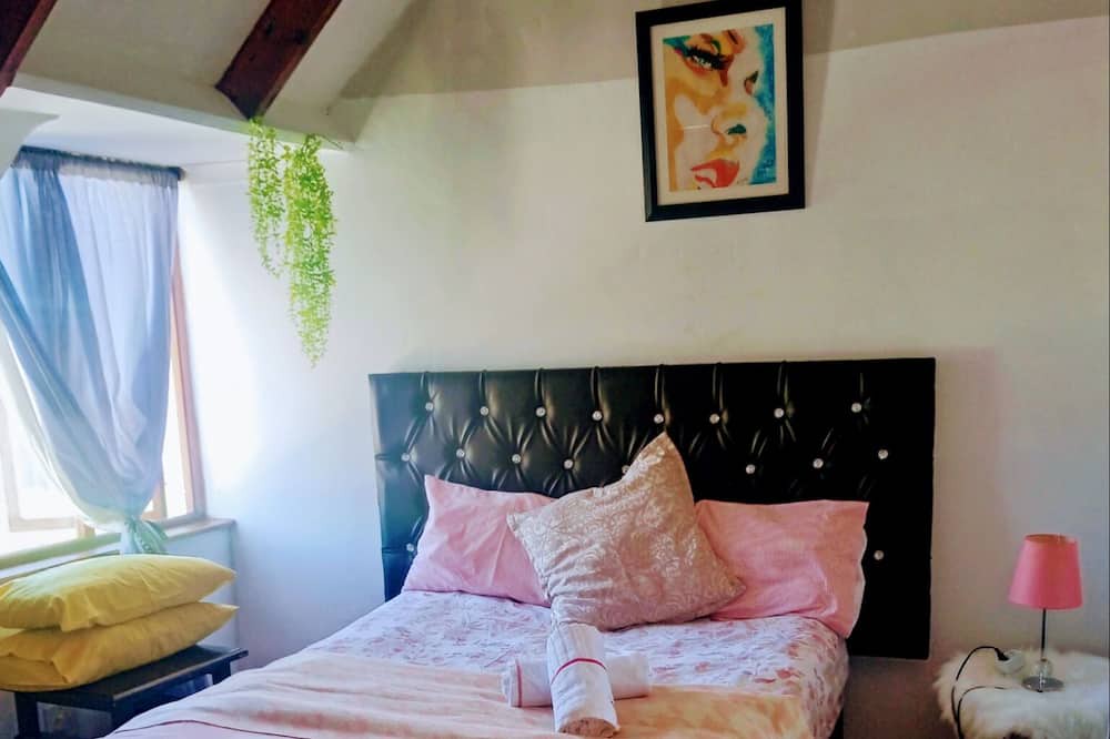 Photo of Bedroom in West Beach