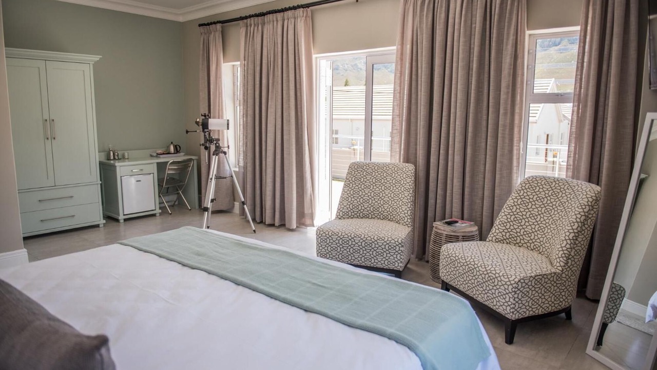 Photo of Bedroom in Hermanus