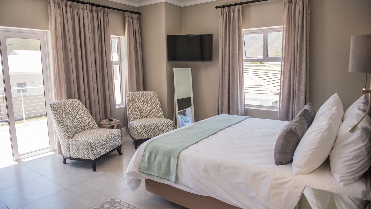 Photo of Bedroom in Hermanus