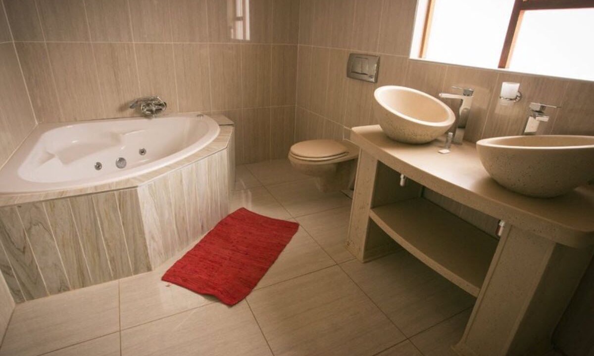 Photo of Bathroom in Kimberley