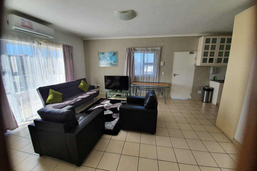 Photo of Livingroom in Lakeside