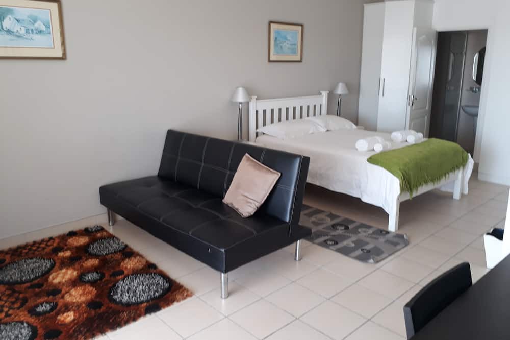 Photo of Livingroom in Lakeside