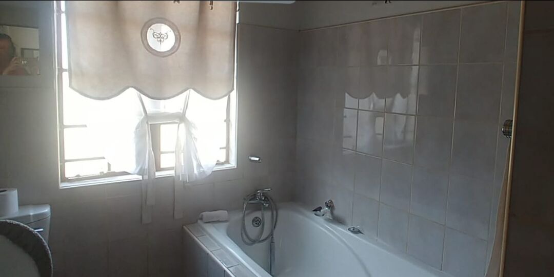 Photo of Bathroom in Tierpoort