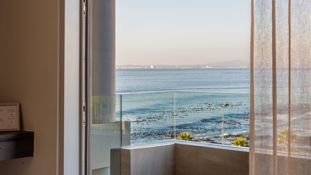 Photo of Bedroom in Mouille Point