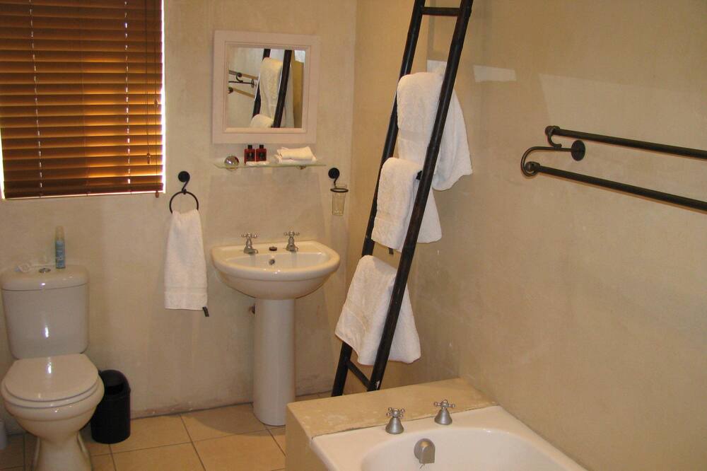 Photo of Bathroom in Riebeeck West