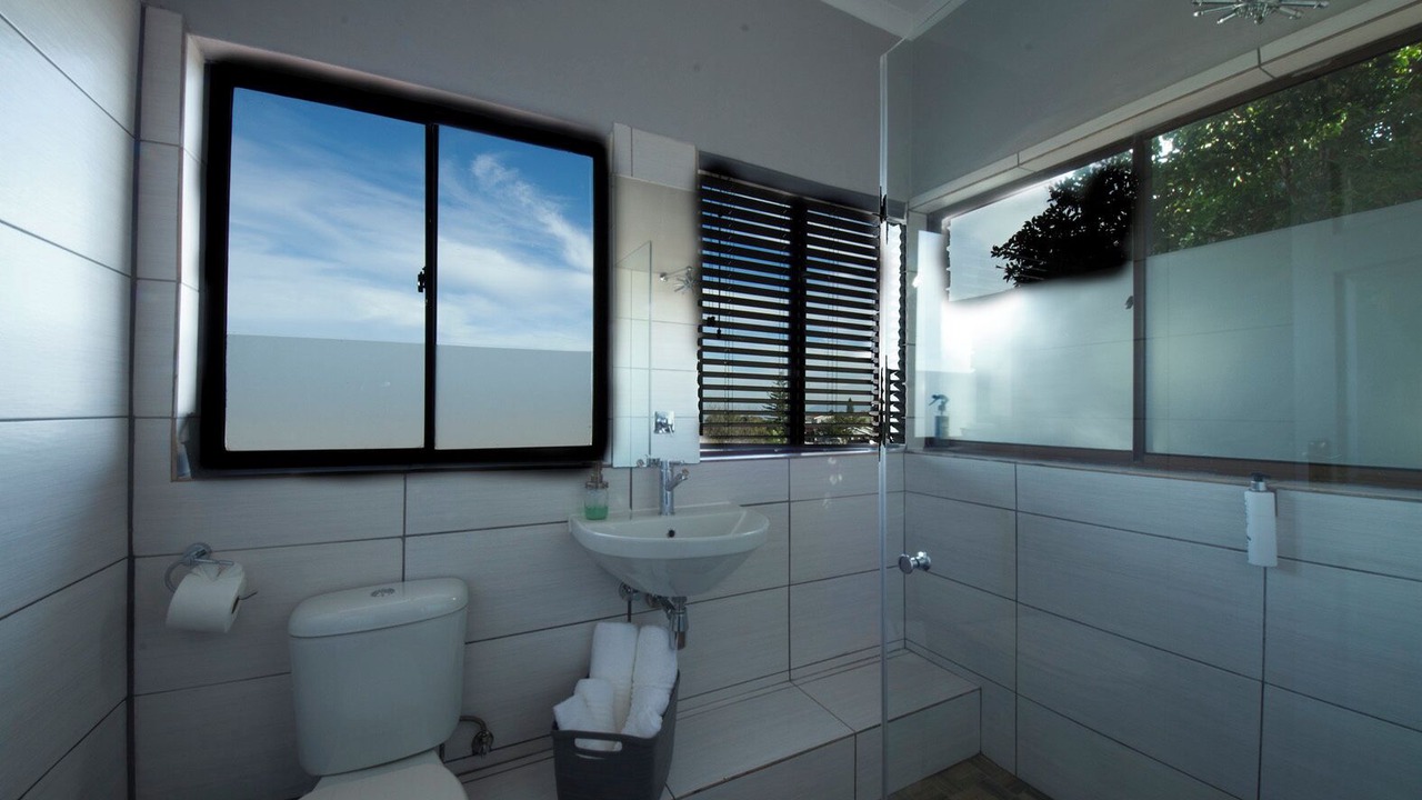 Photo of Bathroom in Heldervue