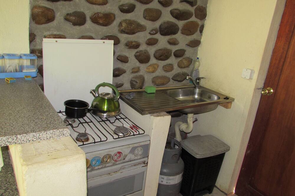 Photo of Kitchen in Thorny Bush Game Reserve