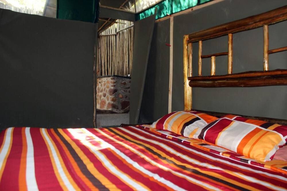Photo of Bedroom in Thorny Bush Game Reserve