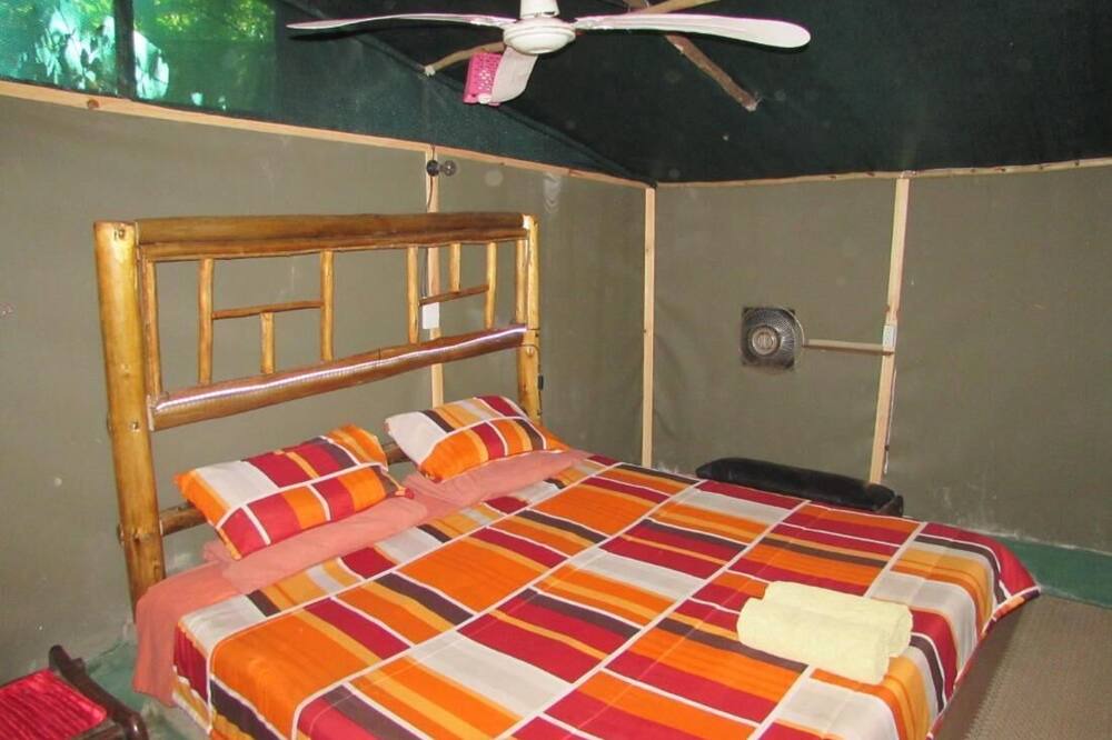 Photo of Bedroom in Thorny Bush Game Reserve