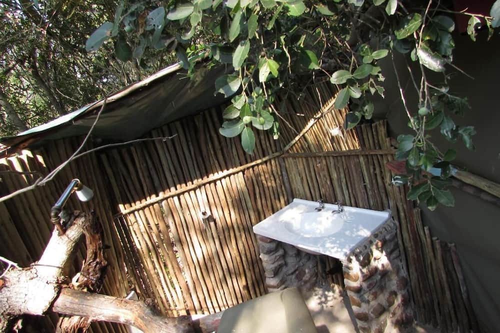 Photo of Patio Balcony in Thorny Bush Game Reserve