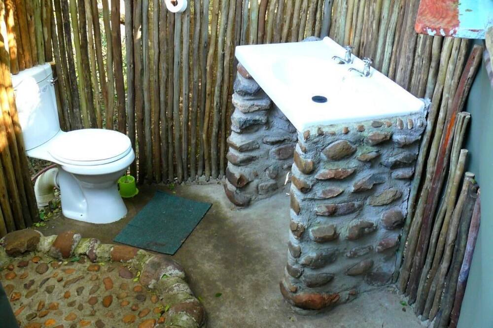Photo of Bathroom in Thorny Bush Game Reserve