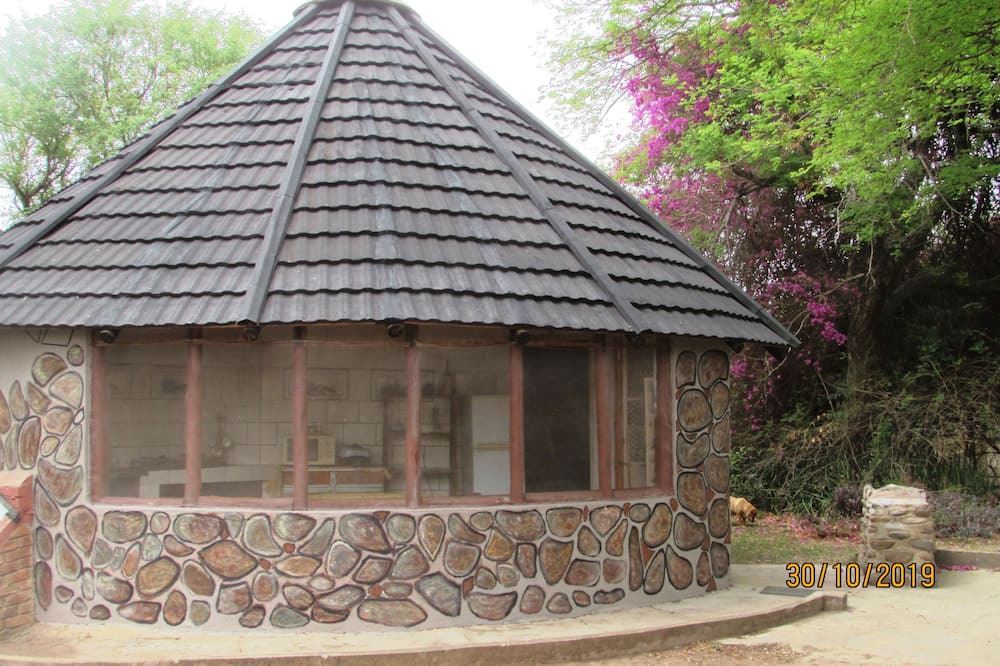 Photo of Outdoor in Thorny Bush Game Reserve