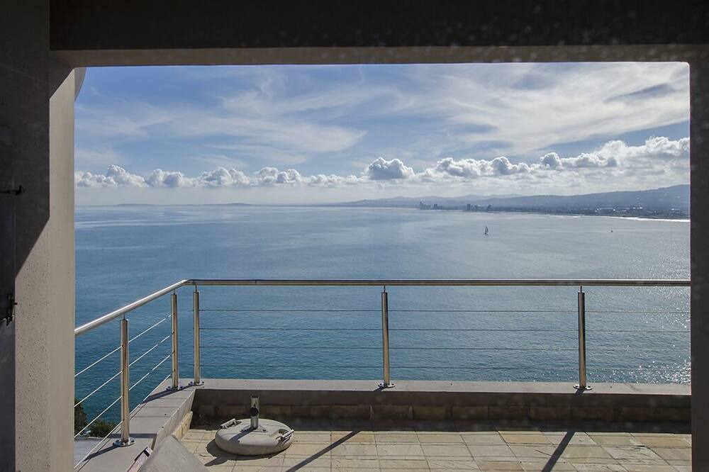 Photo of Patio Balcony in Mountainside