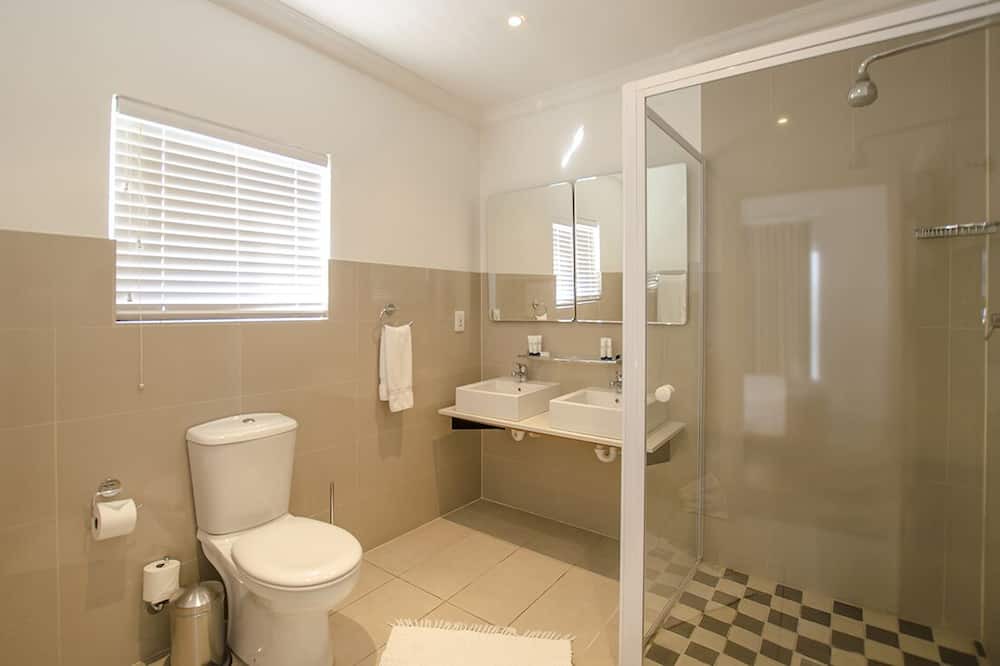 Photo of Bathroom in Mountainside