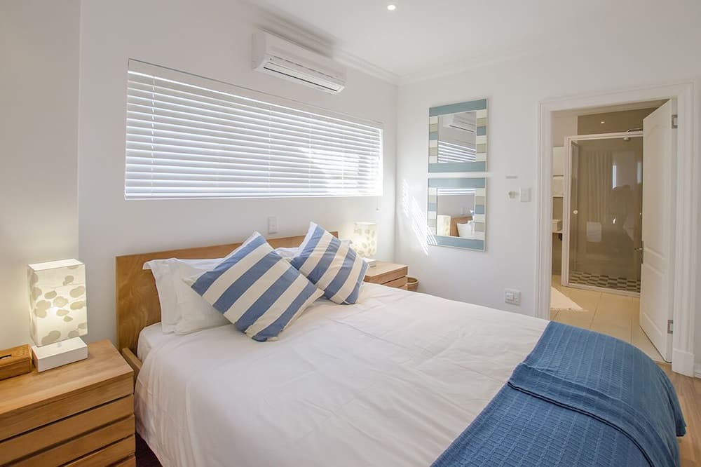 Photo of Bedroom in Mountainside