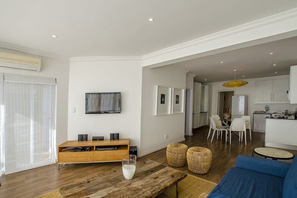 Photo of Livingroom in Mountainside