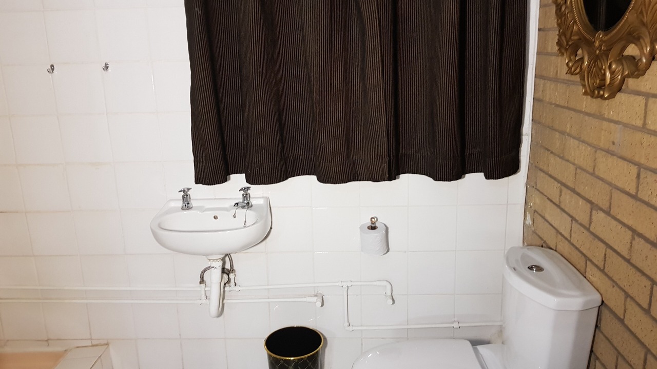 Photo of Bathroom in Parys
