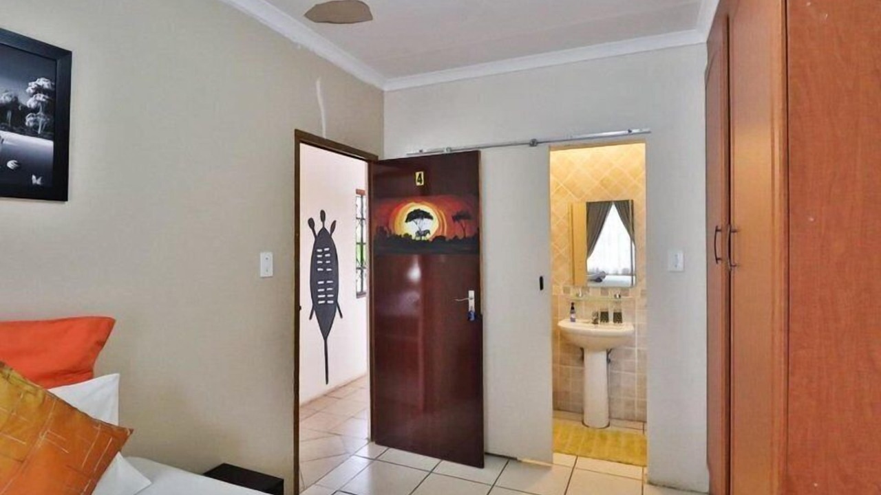 Photo of Bedroom in Amanzimtoti