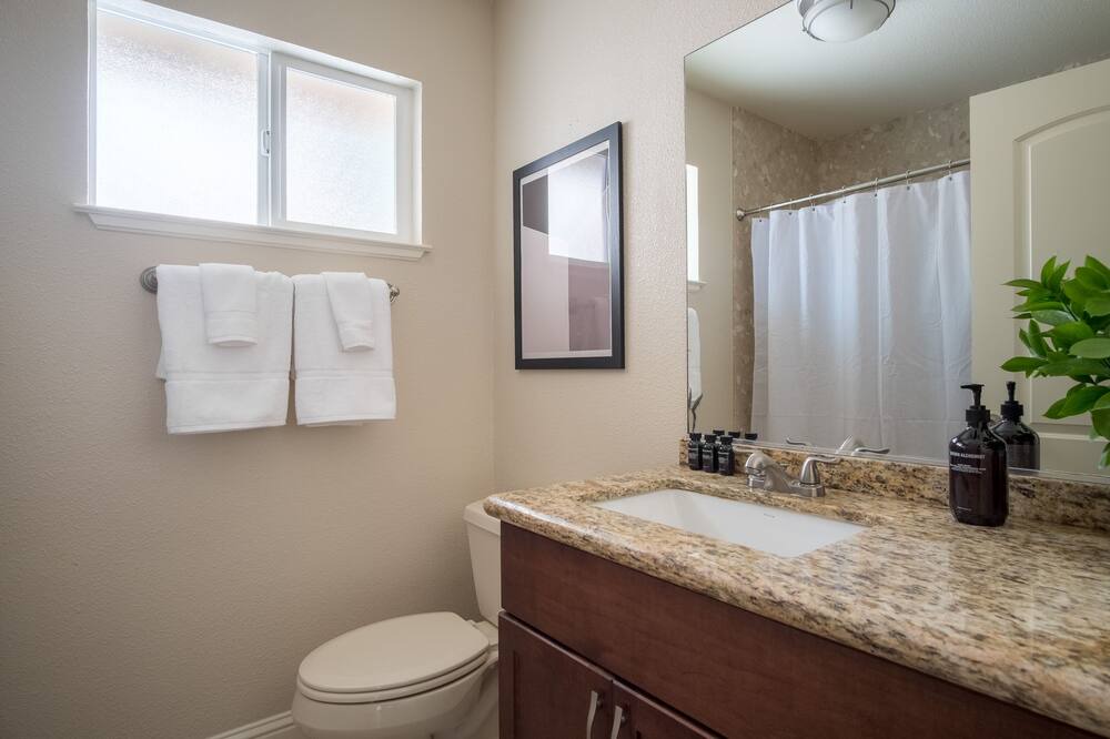 Photo of Bathroom in North Junior College Neighborhood Association