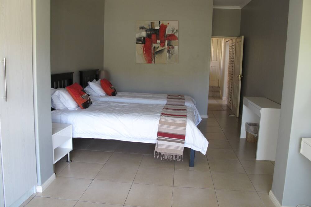 Photo of Others in Noordhoek