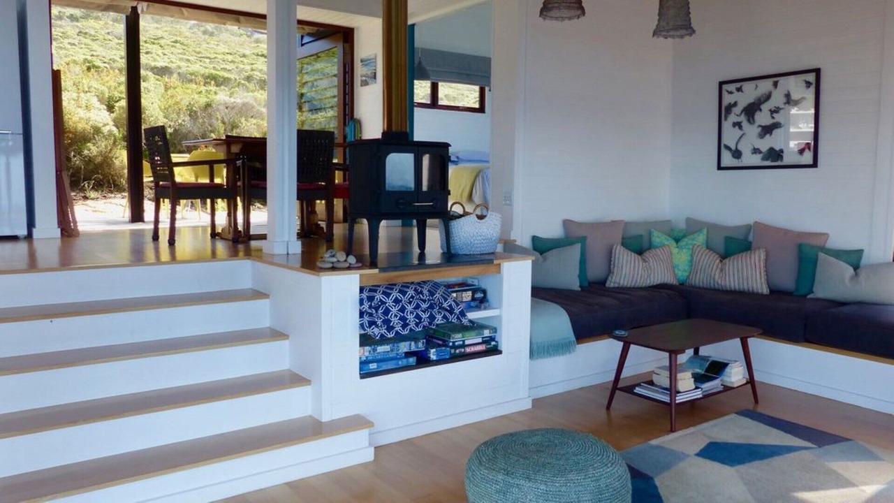 Photo of Livingroom in Victoria Bay