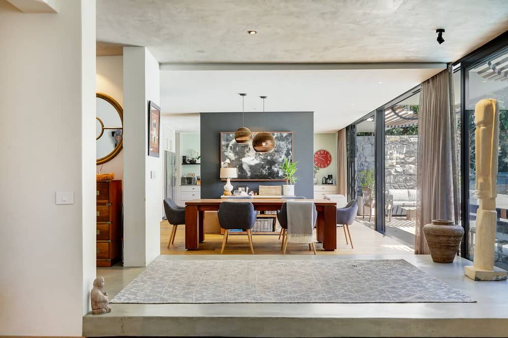 Photo of Livingroom in Alphen