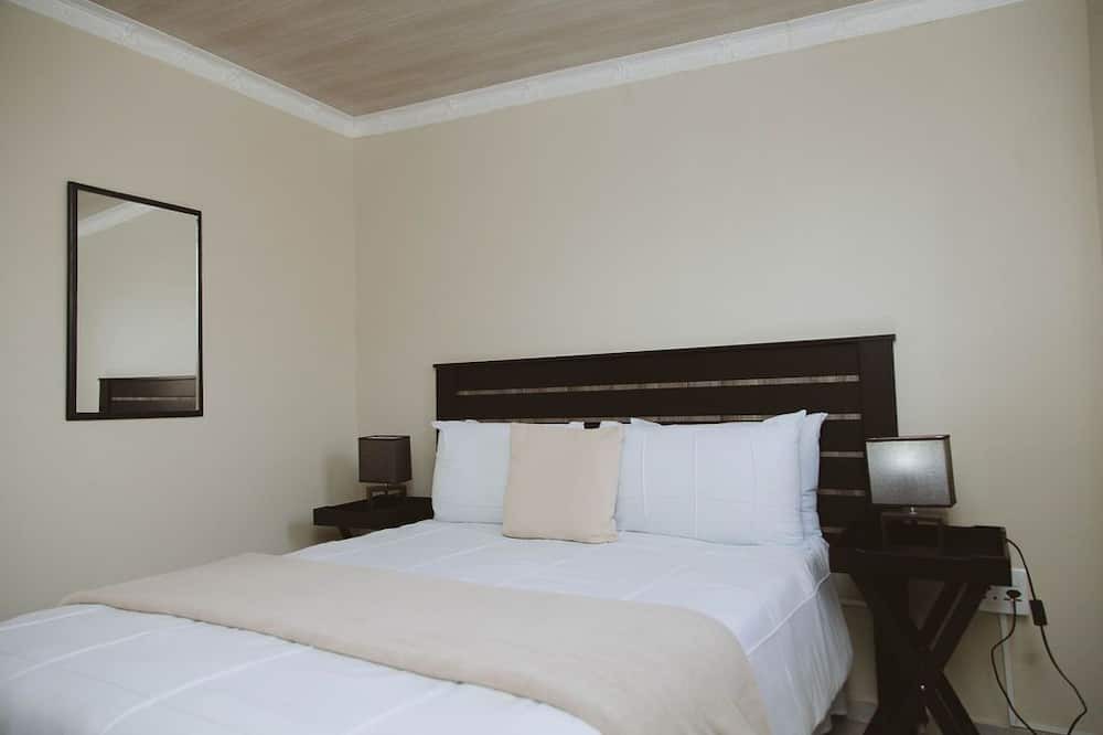 Photo of Bedroom in Bonjaneni