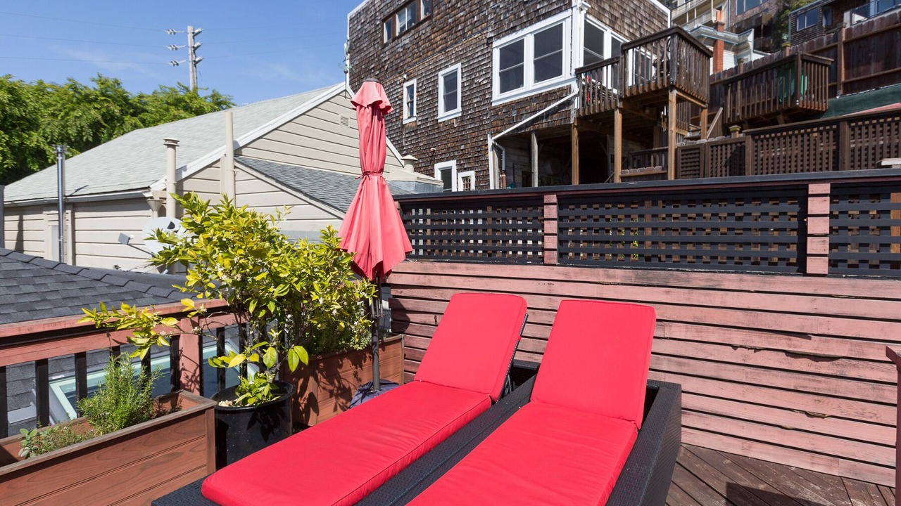 Photo of Outdoor in Eureka Valley
