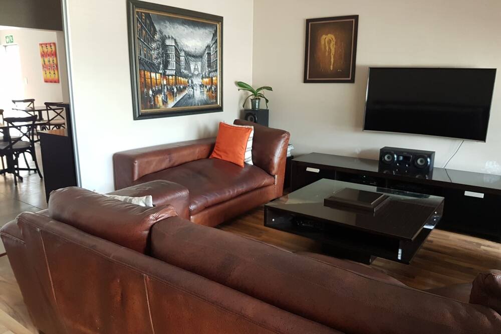 Photo of Livingroom in Umhlanga