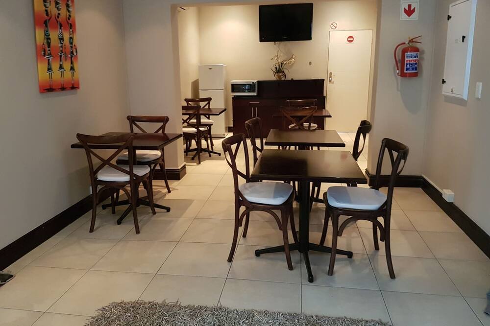 Photo of Livingroom in Umhlanga