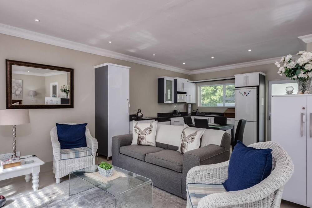 Photo of Livingroom in Summerstrand