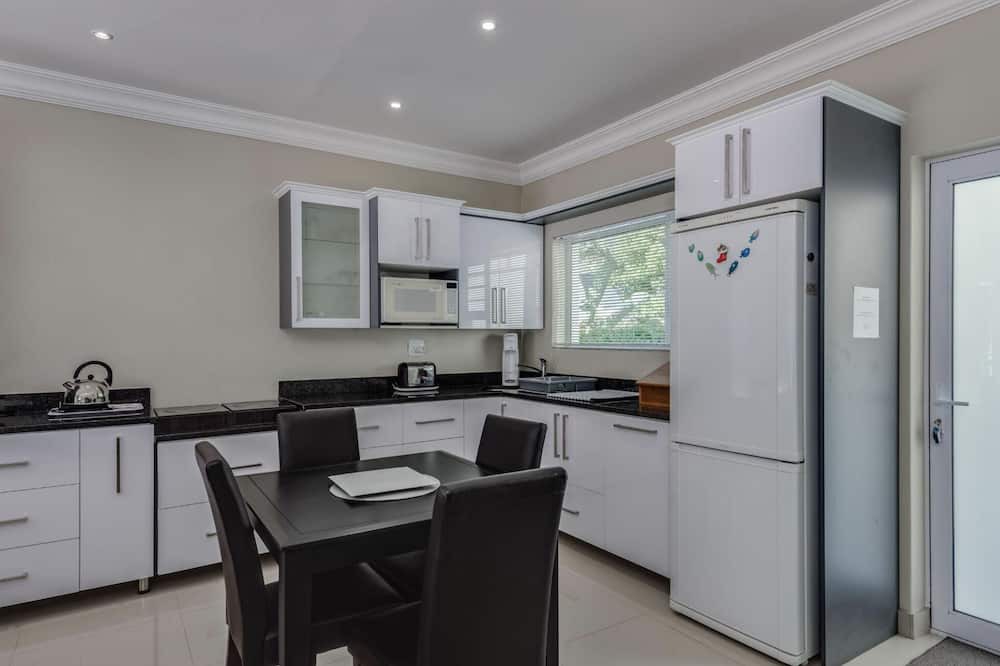 Photo of Kitchen in Summerstrand