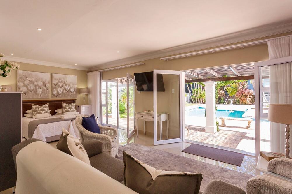Photo of Livingroom in Summerstrand