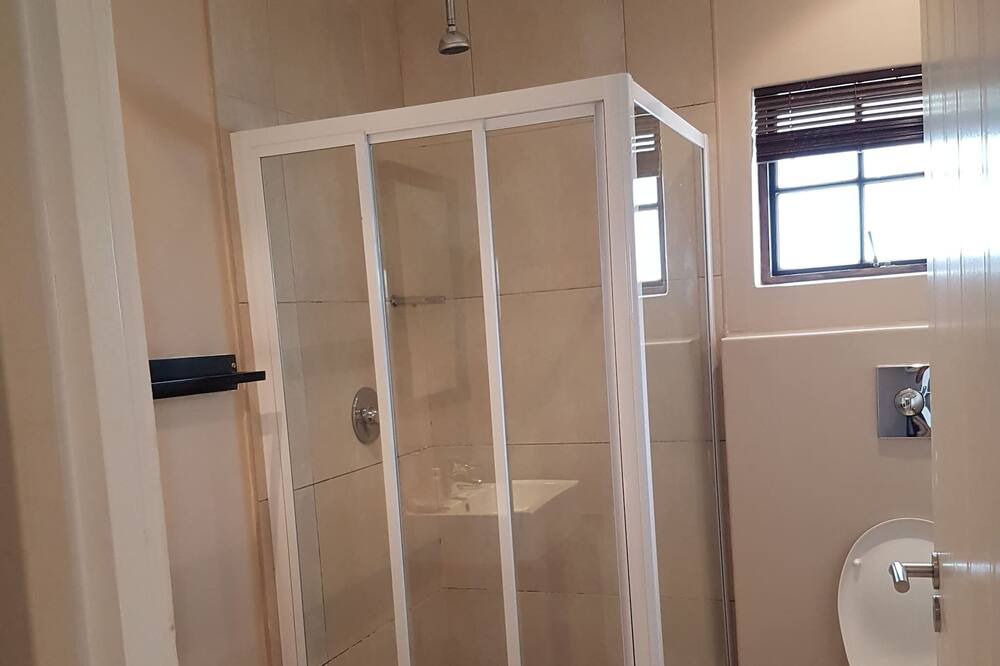 Photo of Bathroom in Umhlanga