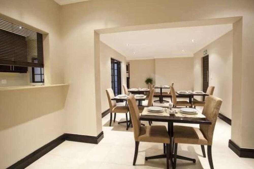 Photo of Kitchen in Umhlanga